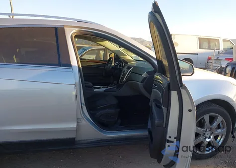 2010 Cadillac Srx Performance Collection z USA, uszkodzony, nr VIN 3GYFNBEY7AS645741